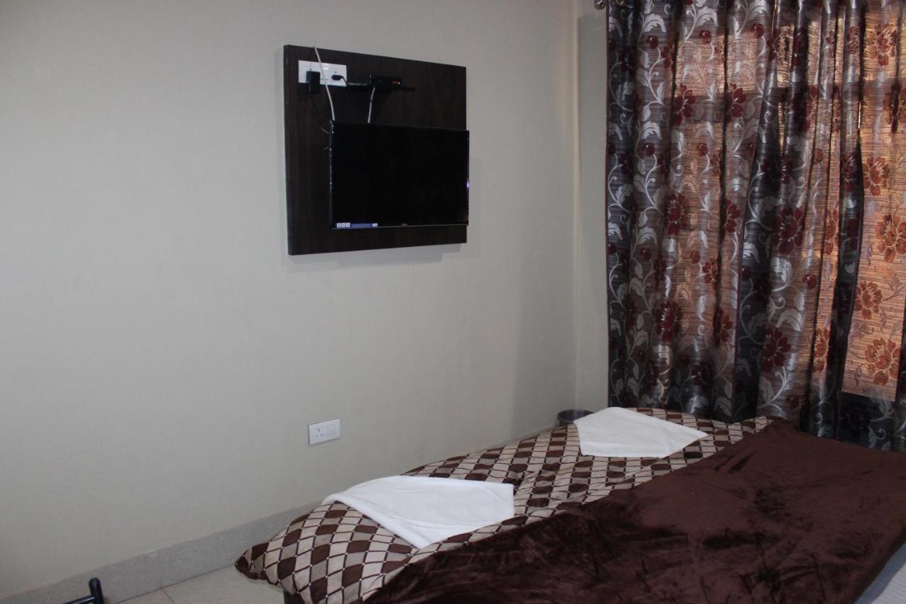 Hotel Samar Srinagar  Exterior photo