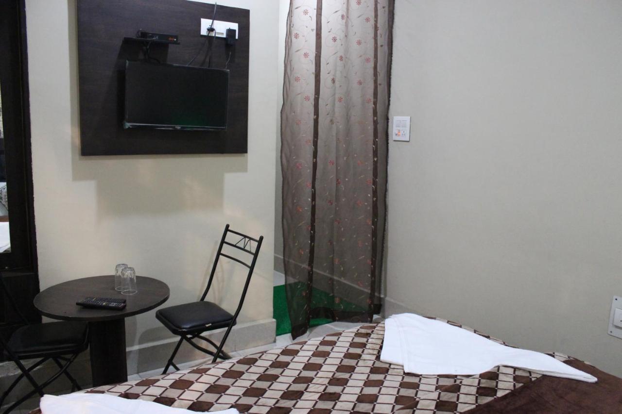 Hotel Samar Srinagar  Exterior photo